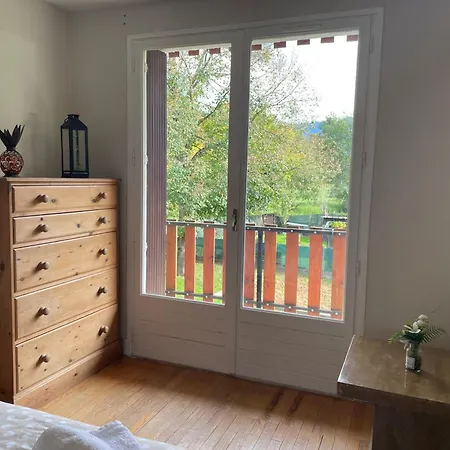 Pretty Mountain View 2-bedroom Pyrenees * Saint-Beat