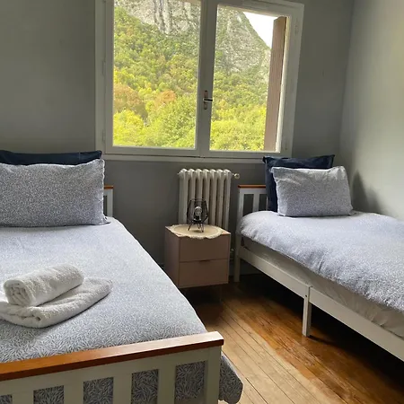 아파트 Pretty Mountain View 2-bedroom Pyrenees Saint-Béat