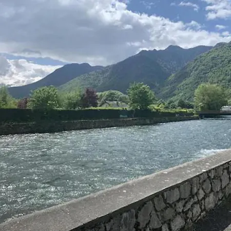 아파트 Pretty Mountain View 2-bedroom Pyrenees