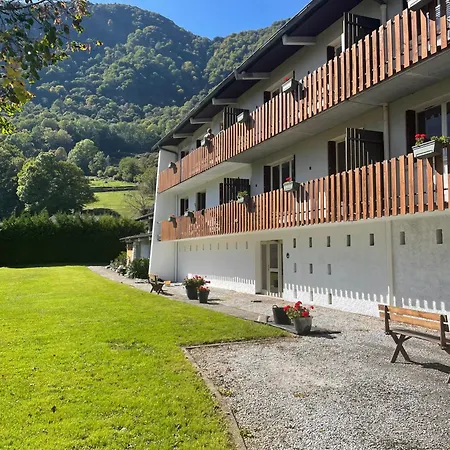 Pretty Mountain View 2-bedroom Pyrenees Saint-Beat